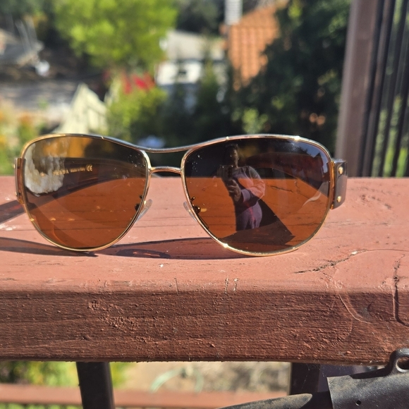 🔥PRADA Wraparound Sunglasses Brown, Gold Tortoise Shell EUC - Picture 2 of 9